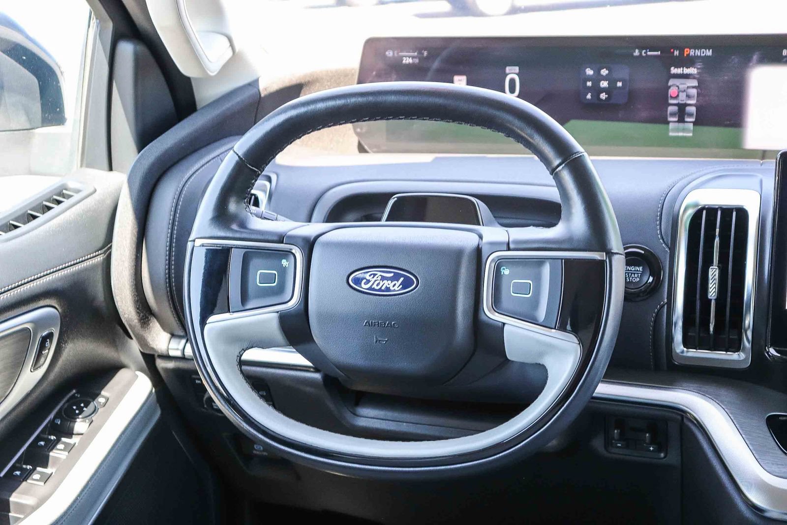 Certified 2025 Ford Expedition Platinum AWD/4WD image 15