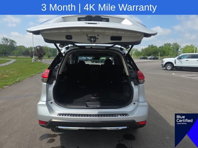 Used 2017 Nissan Rogue SL w/ SL Premium Package FWD image 11