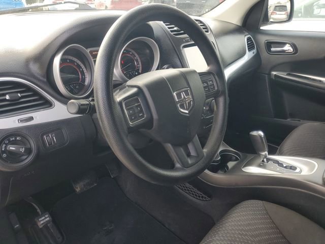 Used 2019 Dodge Journey SE image 10