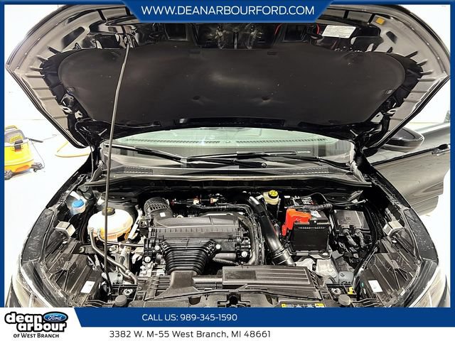 Certified 2023 Ford Escape Platinum AWD/4WD image 8