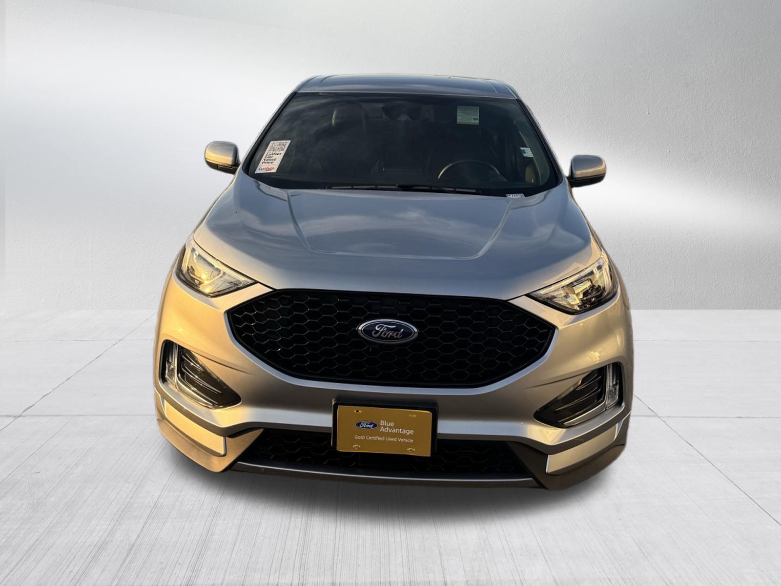 Certified 2024 Ford Edge ST-Line AWD/4WD image 2