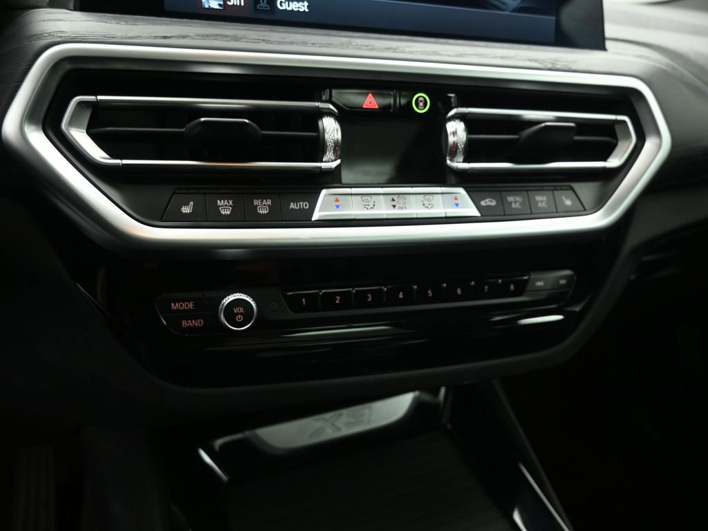 Used 2023 BMW X3 sDrive30i image 16