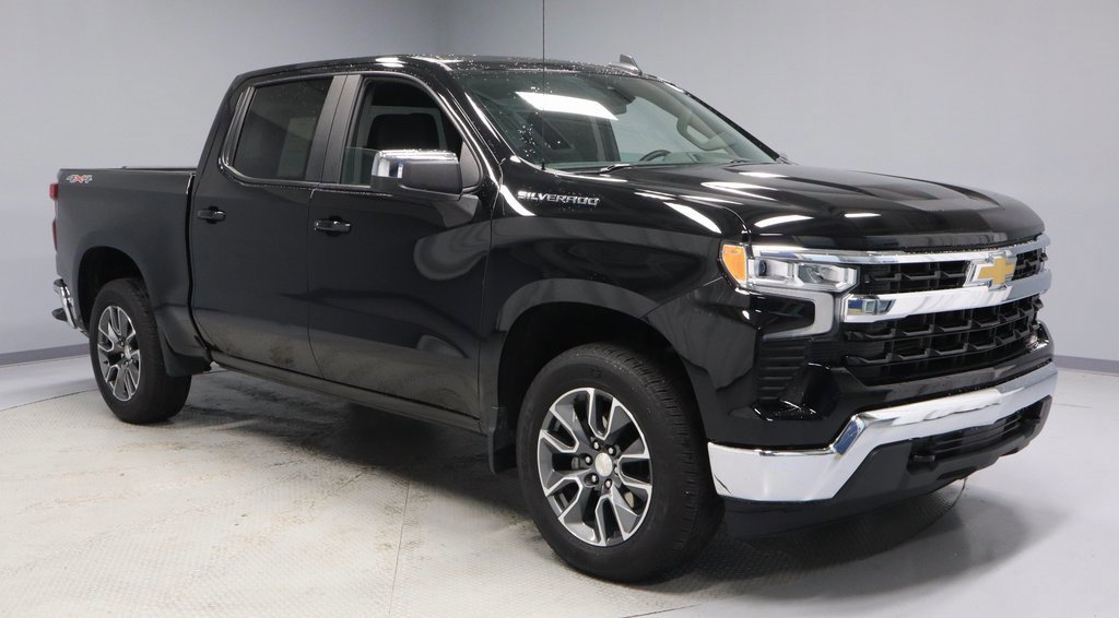 Used 2024 Chevrolet Silverado 1500 LT image 7