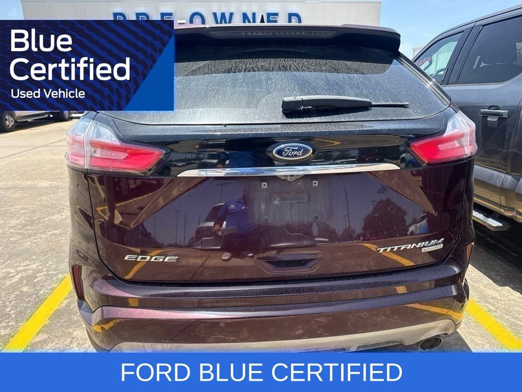 Certified 2019 Ford Edge Titanium w/ Equipment Group 301A FWD image 4
