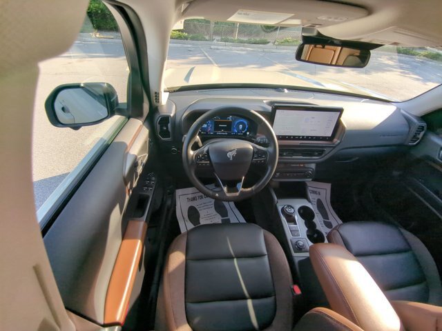 Certified 2025 Ford Bronco Sport Outer Banks w/ Outer Banks Tech Package+ AWD/4WD image 32