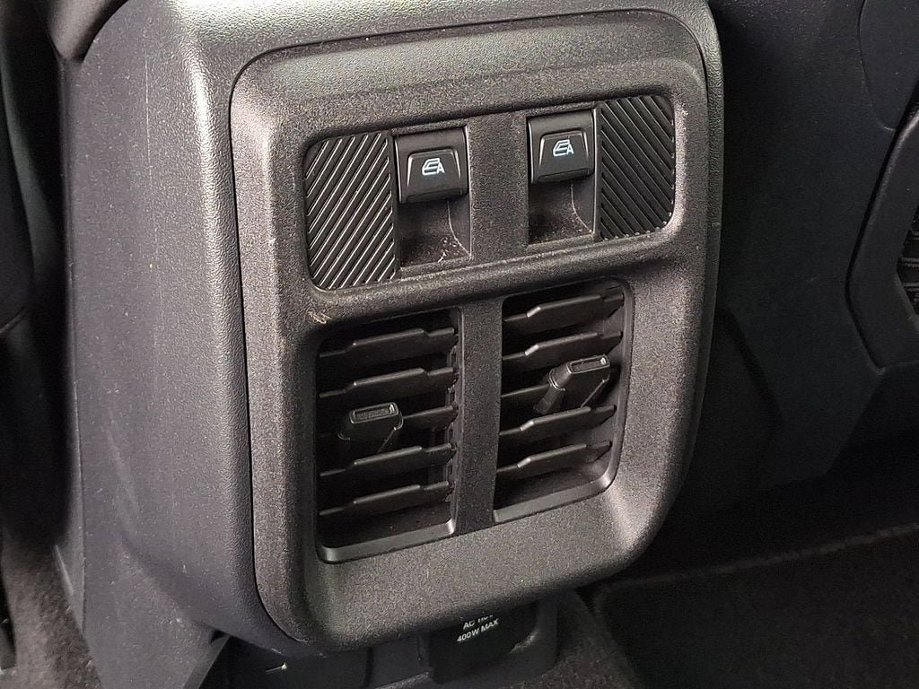 Certified 2025 Ford Bronco Badlands AWD/4WD image 11