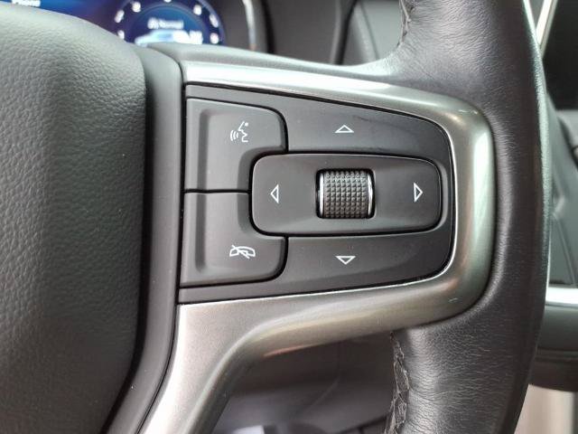 Used 2022 Chevrolet Tahoe Z71 w/ Luxury Package AWD/4WD image 17