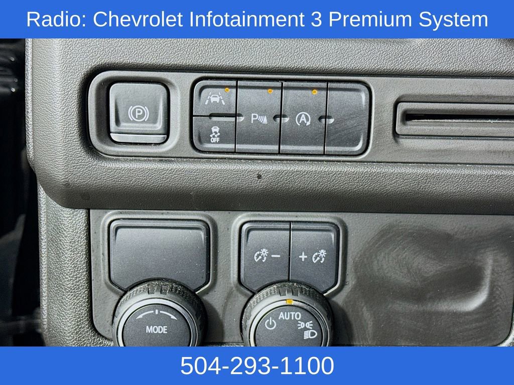 Used 2024 Chevrolet Suburban LT image 10