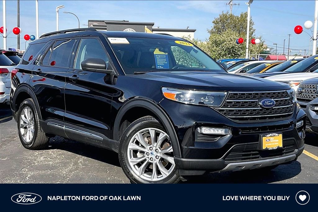 Certified 2023 Ford Explorer XLT w/ Equipment Group 202A image 1