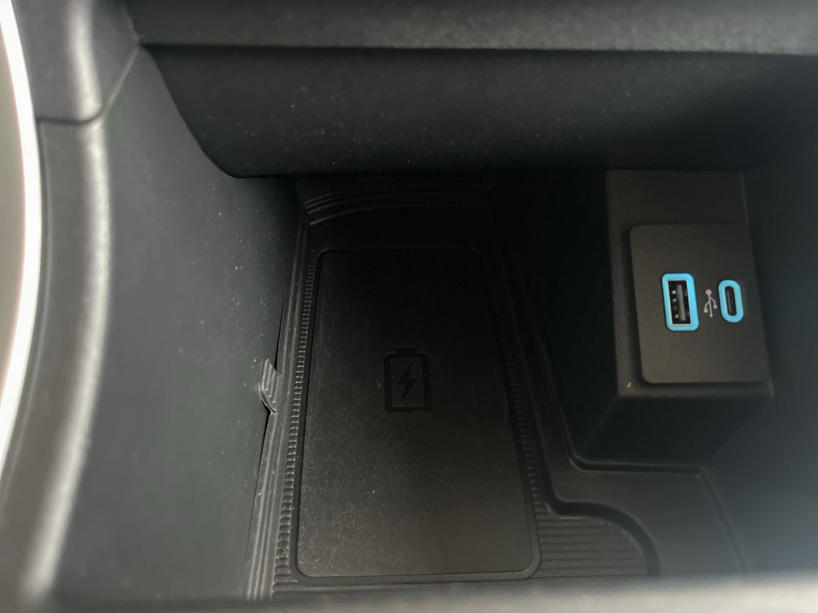 Certified 2024 Ford Edge SEL w/ Convenience Package image 24