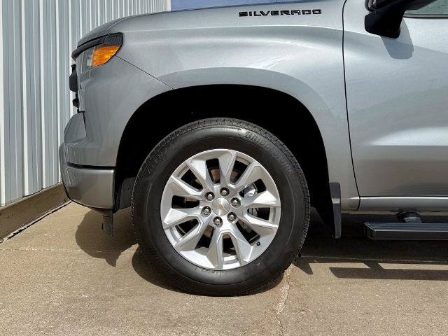 Used 2023 Chevrolet Silverado 1500 Custom w/ LPO, Dark Essentials Package AWD/4WD image 35