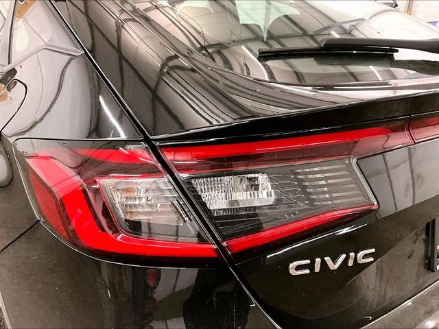 Used 2025 Honda Civic Sport image 28