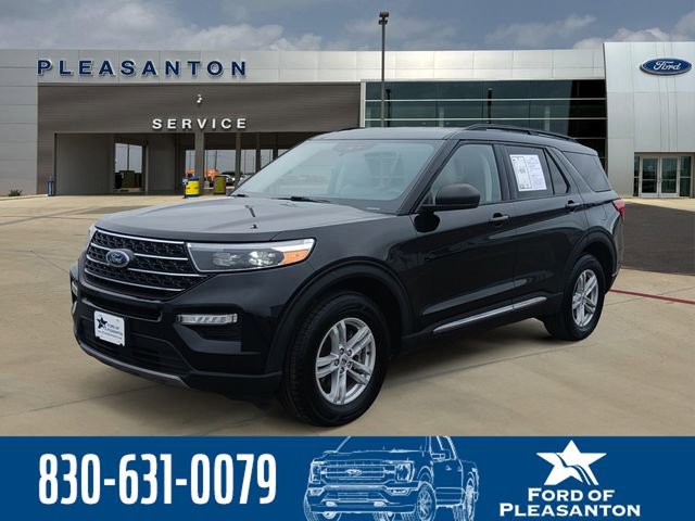 Certified 2024 Ford Explorer XLT w/ Equipment Group 202A