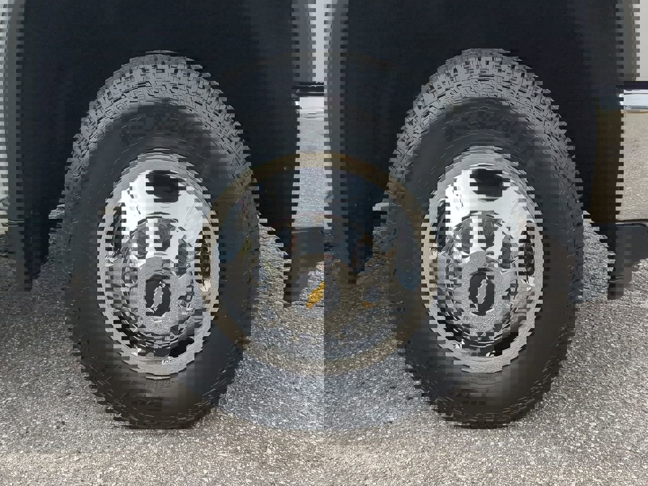 Used 2022 Chevrolet Silverado 3500 LT w/ Convenience Package image 9