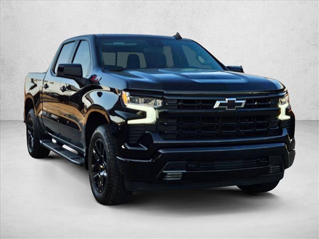 Used 2023 Chevrolet Silverado 1500 RST w/ Convenience Package II AWD/4WD image 3