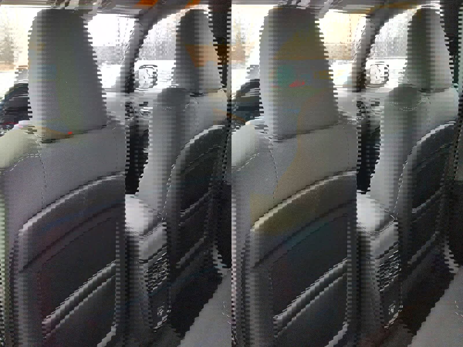 Used 2022 Dodge Charger R/T w/ Blacktop Package image 19