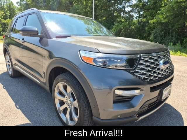 Certified 2020 Ford Explorer Platinum w/ Premium Technology Package AWD/4WD image 12