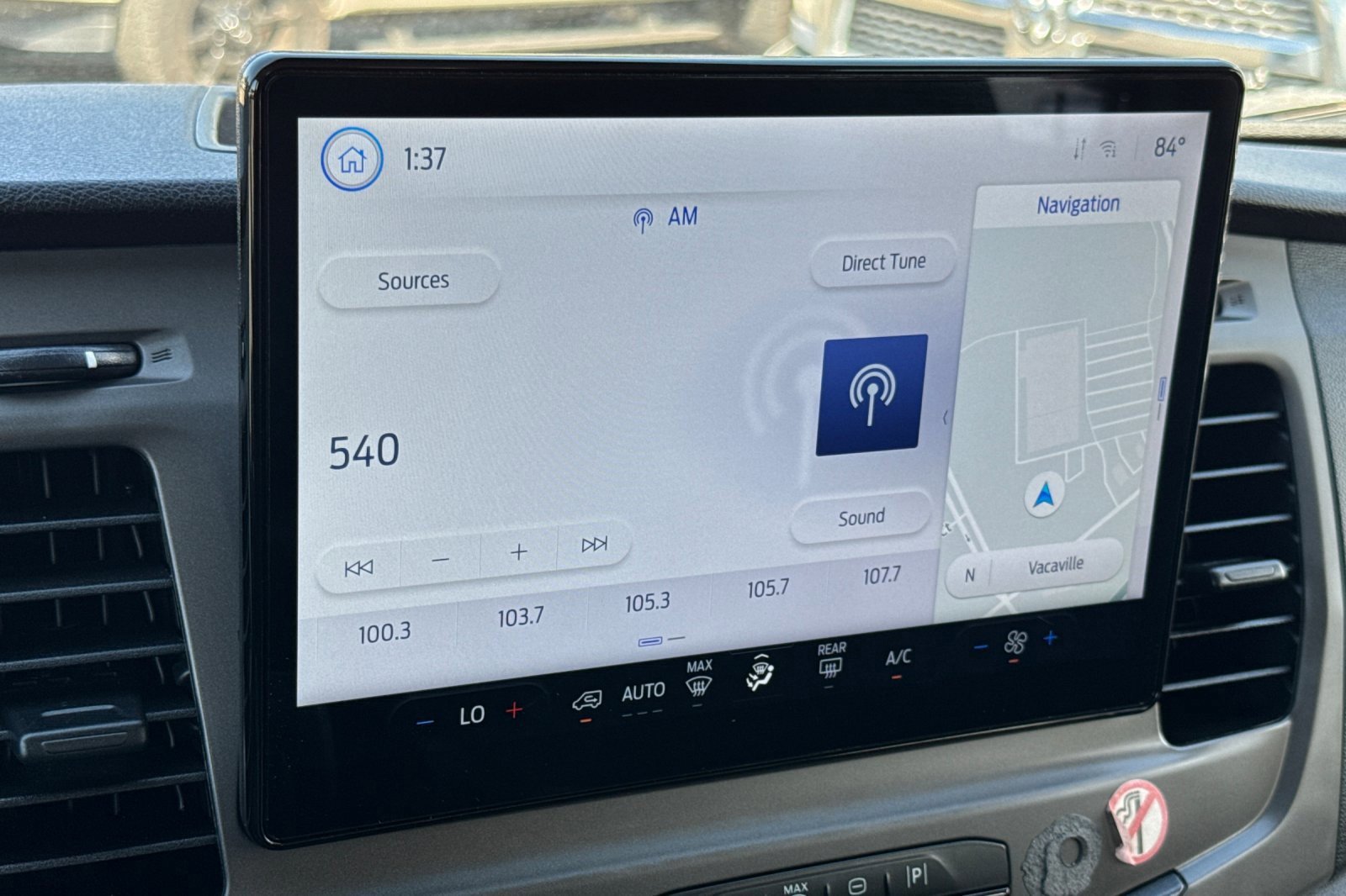 Certified 2022 Ford Transit 350 XLT image 20