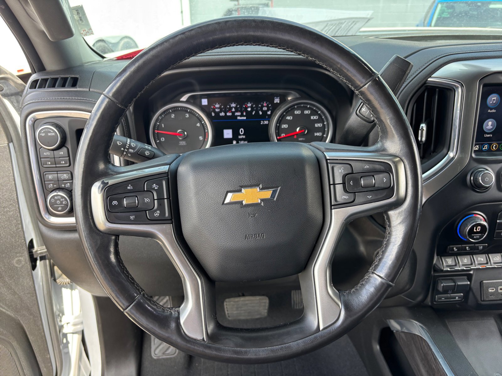 Used 2021 Chevrolet Silverado 2500 LTZ w/ LTZ Premium Package image 9