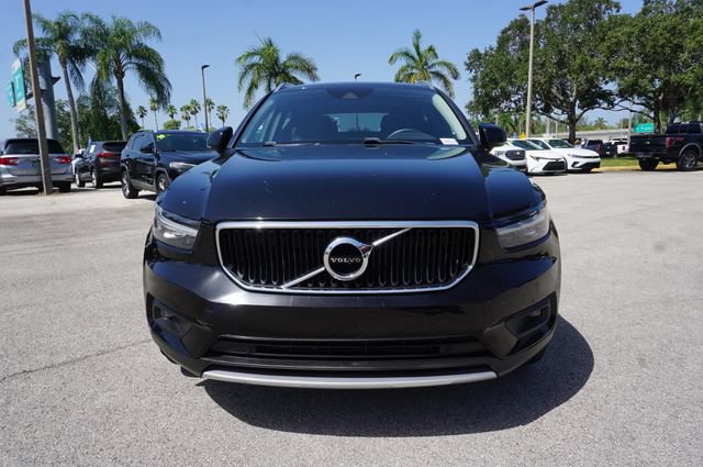 Used 2021 Volvo XC40 T4 Momentum w/ Protection Package Premier FWD image 28