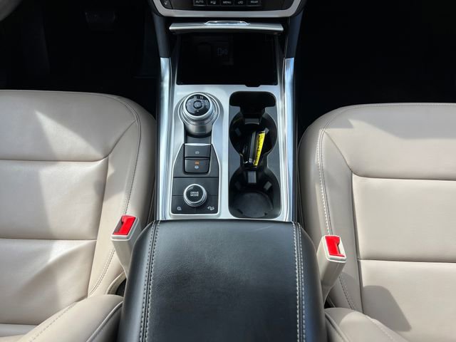 Certified 2022 Ford Explorer XLT w/ Equipment Group 202A image 23