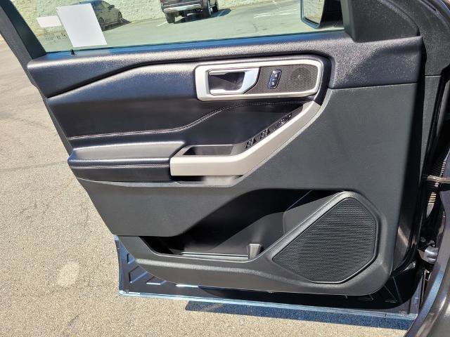 Certified 2022 Ford Explorer XLT RWD image 27