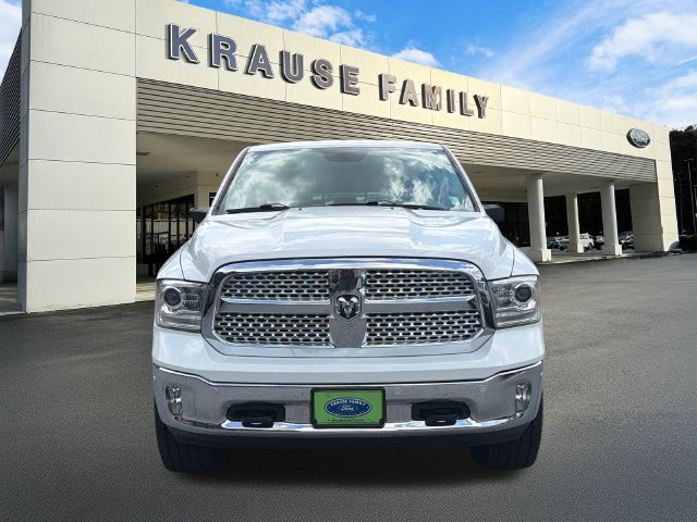 Used 2018 RAM 1500 Laramie w/ Convenience Group AWD/4WD image 2