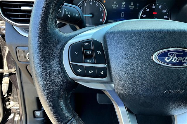 Certified 2023 Ford Explorer XLT w/ Equipment Group 202A image 17