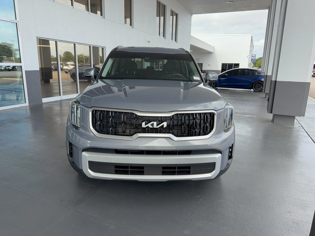 Used 2025 Kia Telluride EX image 6