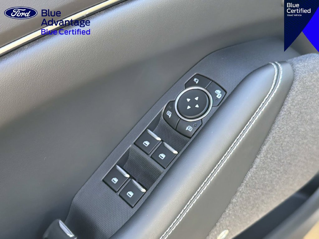 Certified 2025 Ford Mustang Mach-E Premium RWD image 15