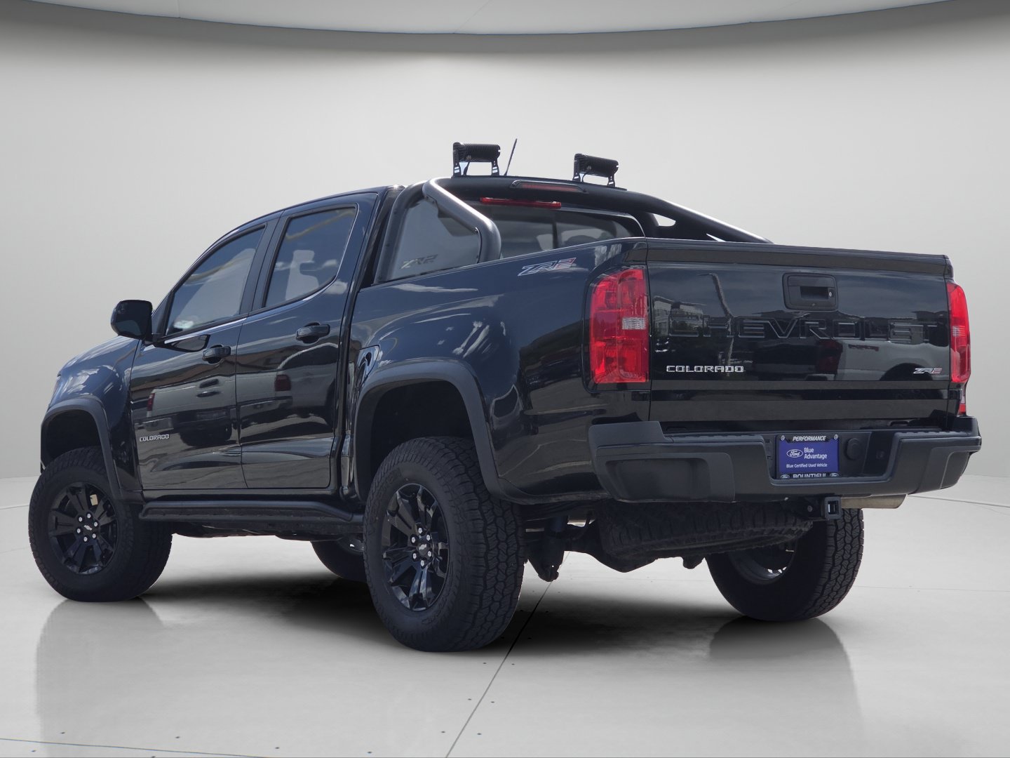 Used 2022 Chevrolet Colorado ZR2 w/ ZR2 Midnight Special Edition AWD/4WD image 20