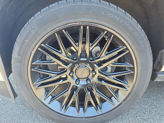 Used 2019 Cadillac Escalade ESV Premium Luxury AWD/4WD image 14