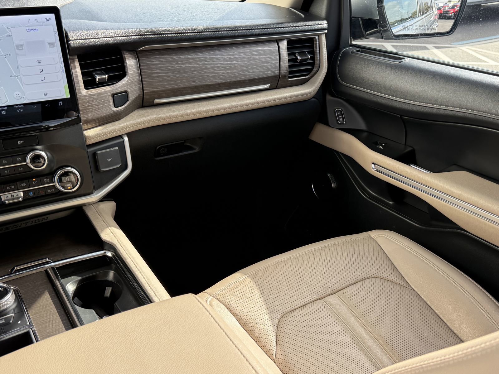 Certified 2024 Ford Expedition Limited image 14