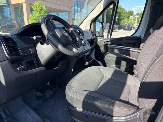 Used 2025 RAM ProMaster 2500 w/ U-Haul Equipment Group FWD image 12