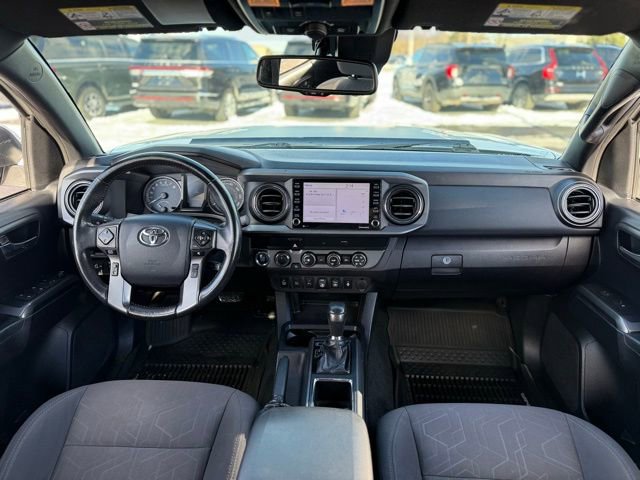 Used 2019 Toyota Tacoma TRD Off-Road w/ Technology Package image 3