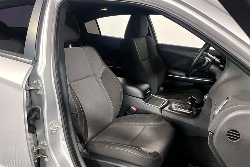 Used 2020 Dodge Charger SXT RWD image 7