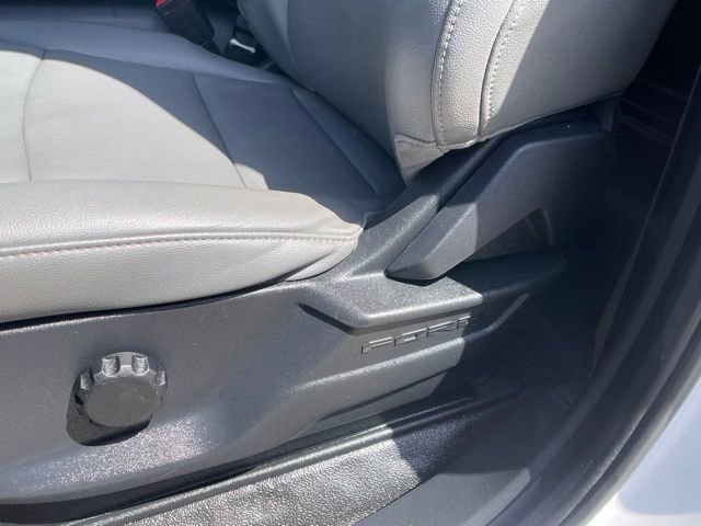 Certified 2023 Ford F550 4x4 Regular Cab Super Duty image 15
