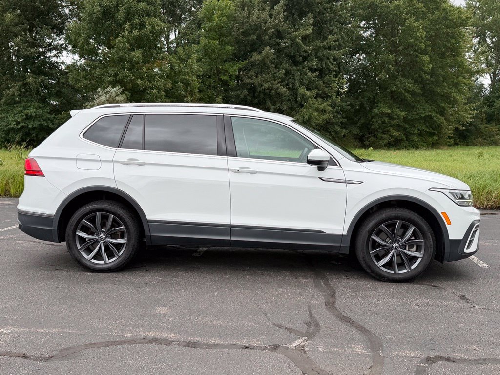 Used 2022 Volkswagen Tiguan SE AWD/4WD image 7