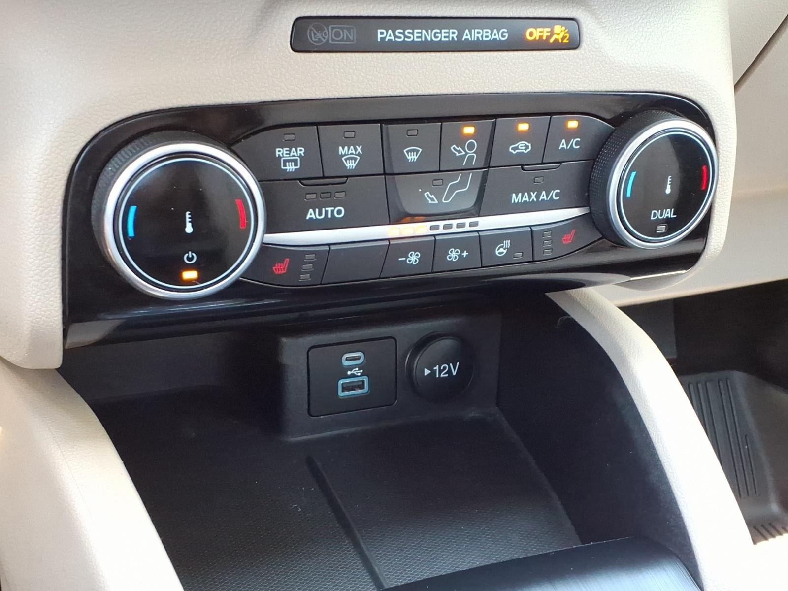 Certified 2022 Ford Escape SEL FWD image 28