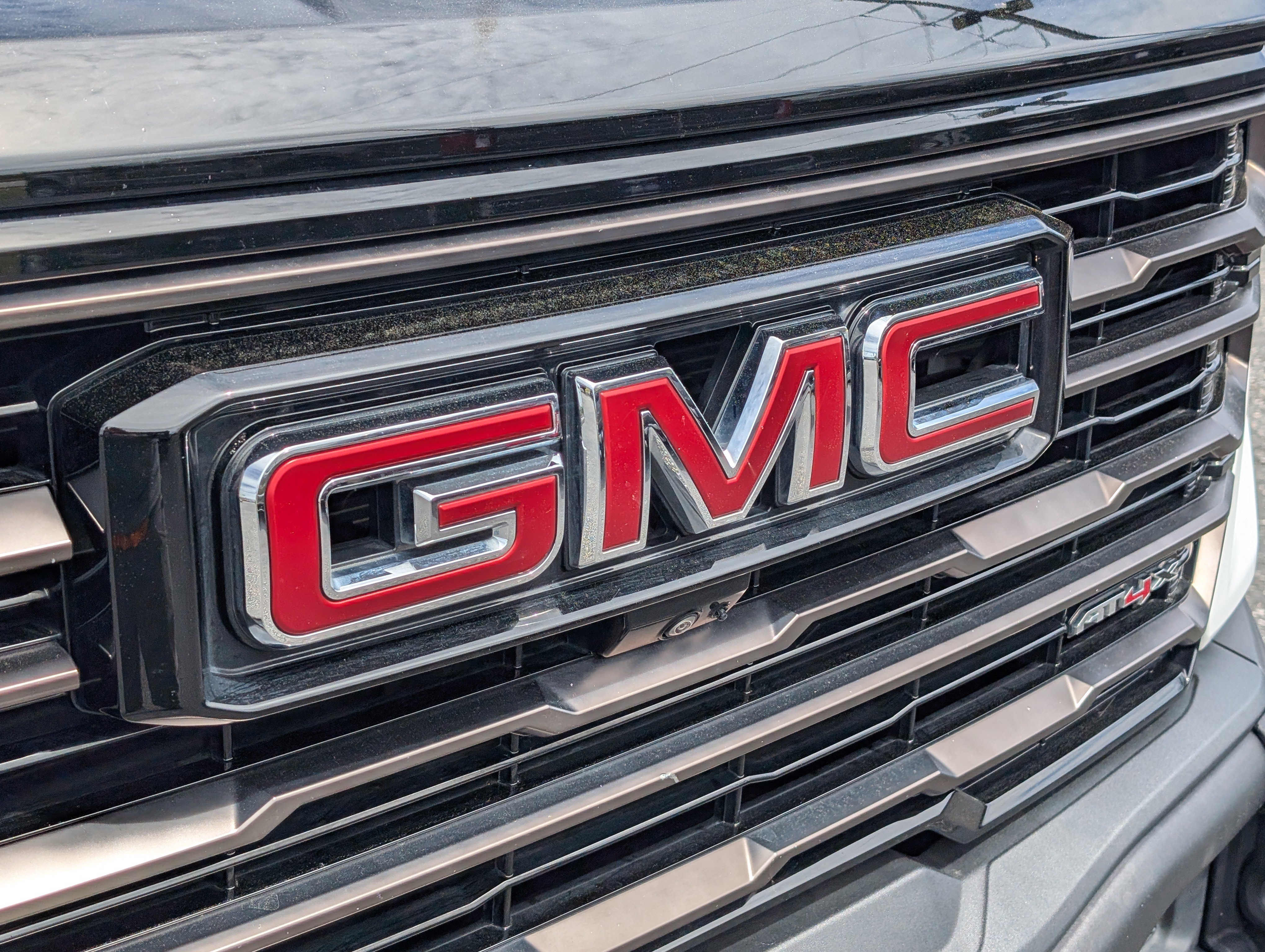 Used 2023 GMC Sierra 1500 AT4X image 11