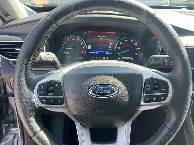 Certified 2024 Ford Explorer Limited w/ Limited Technology Package image 17