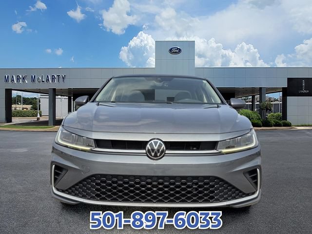 Used 2025 Volkswagen Jetta SE FWD image 8