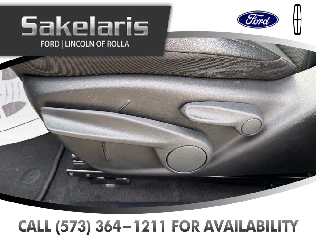 Used 2025 Jeep Compass Latitude AWD/4WD image 13