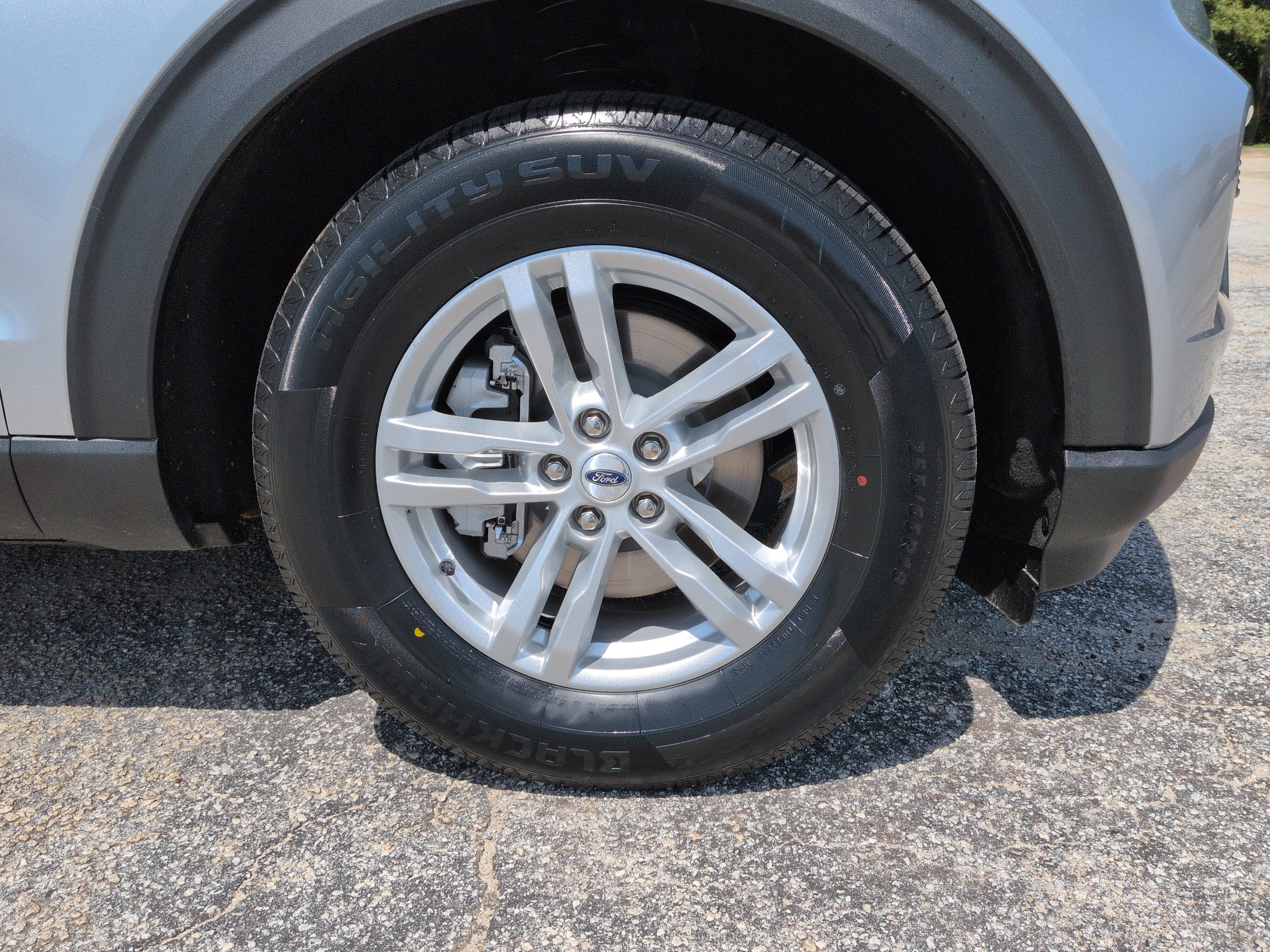 Certified 2023 Ford Explorer XLT RWD image 9