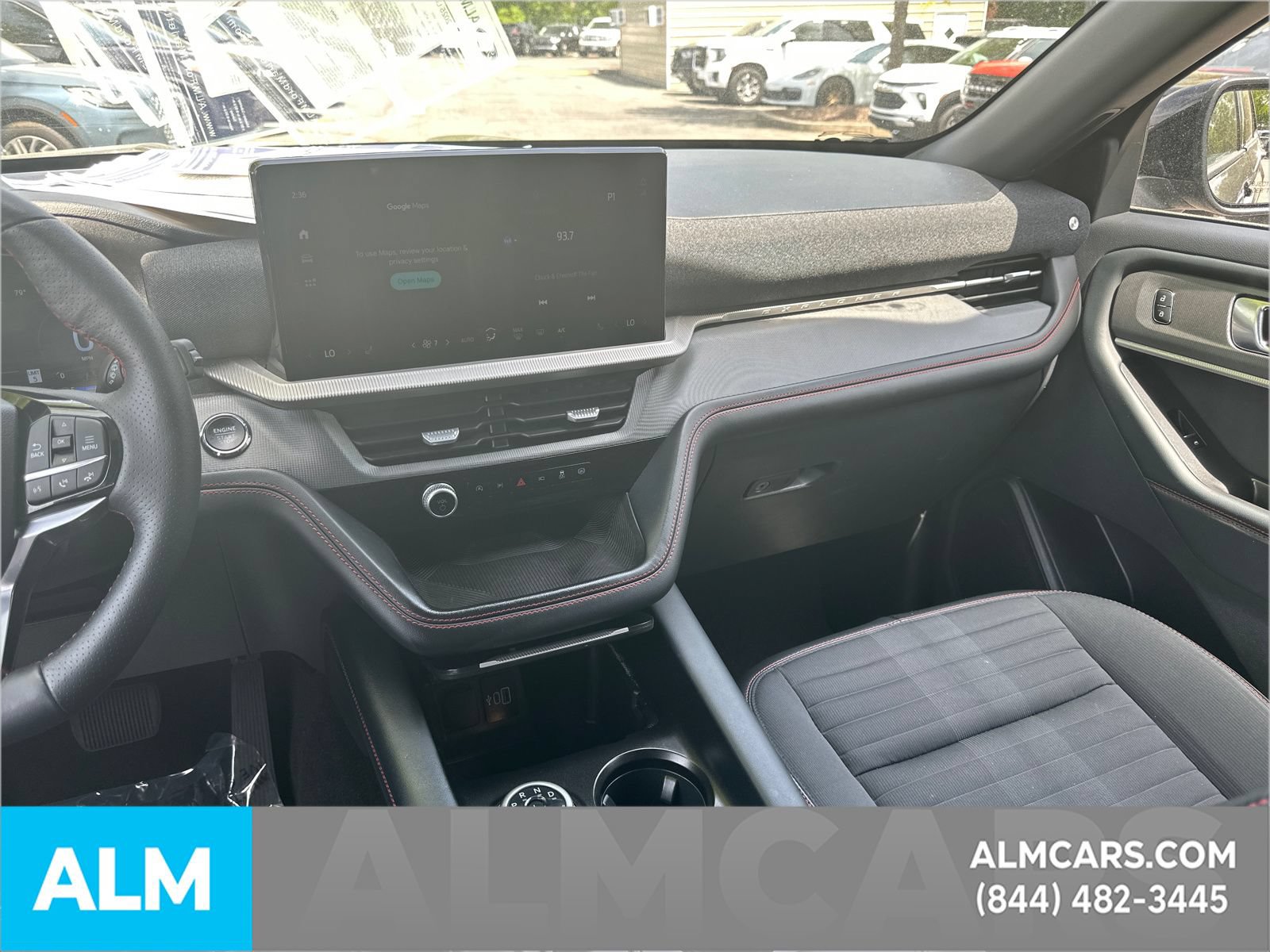 Certified 2025 Ford Explorer ST-Line w/ ST-Line Street Pack AWD/4WD image 31