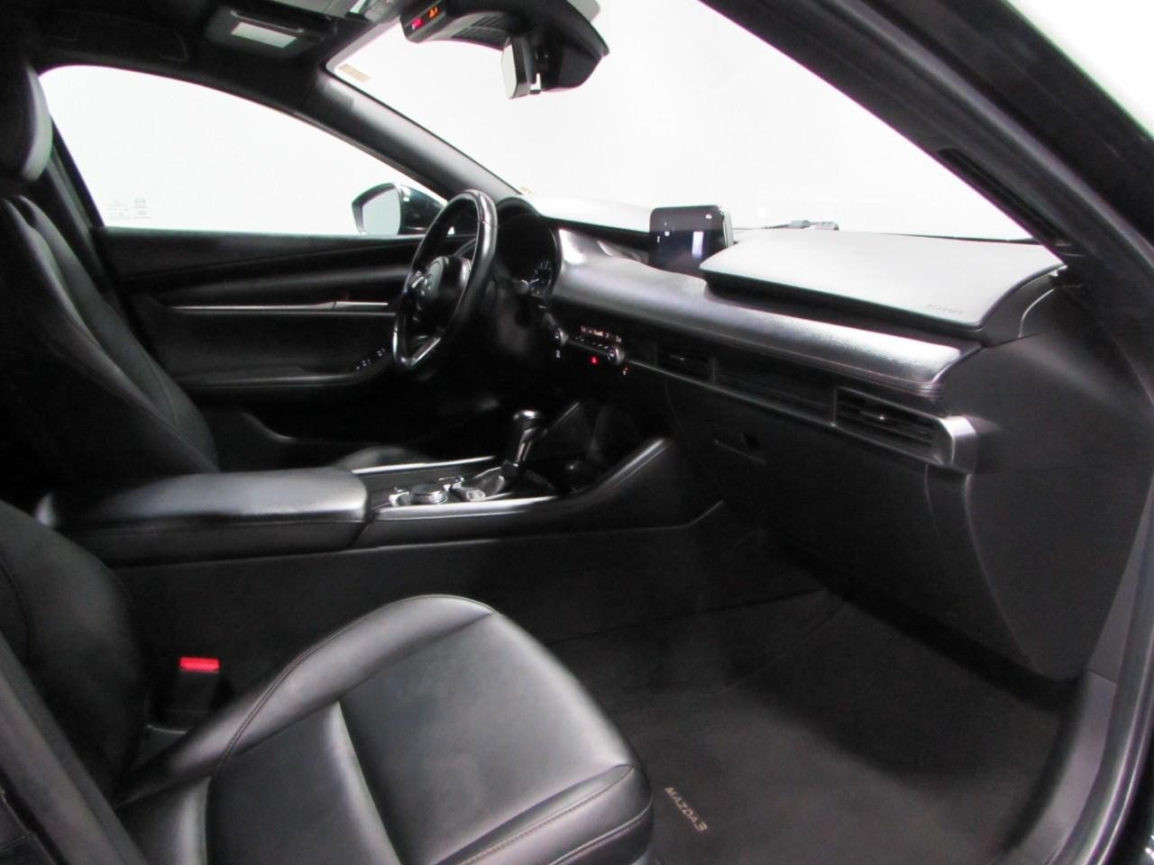 Used 2024 MAZDA MAZDA3 s FWD image 17