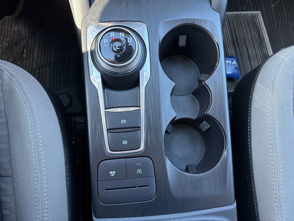 Certified 2022 Ford Escape SE w/ Cold Weather Package image 28