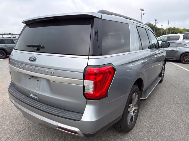 Certified 2023 Ford Expedition XLT RWD image 3
