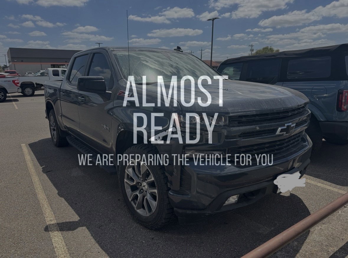 Used 2022 Chevrolet Silverado 1500 RST w/ Z71 Off-Road Package AWD/4WD image 5