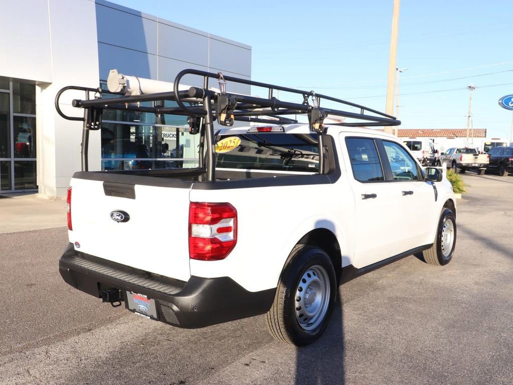 Certified 2025 Ford Maverick XLT w/ Equipment Group 302A image 5